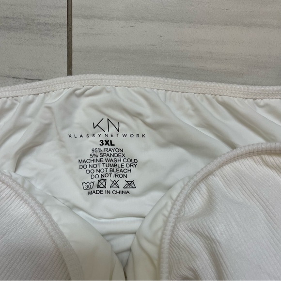 KLASSY NETWORK - BRALESS - 3X - WHITE TUBE TOP - Picture 7 of 7